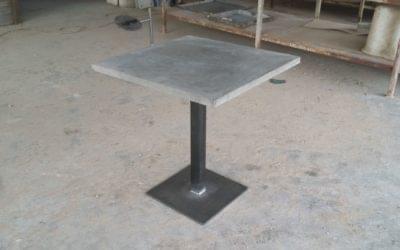 Mesa de hormigon