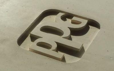 Logotipos en hormigón